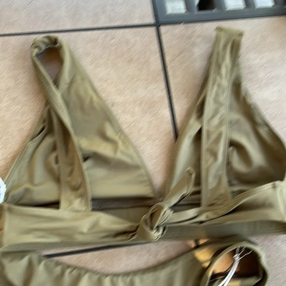 EVERLANE LADIES GREEN 2 PIECE BIKINI-L/M - Picture 5 of 7
